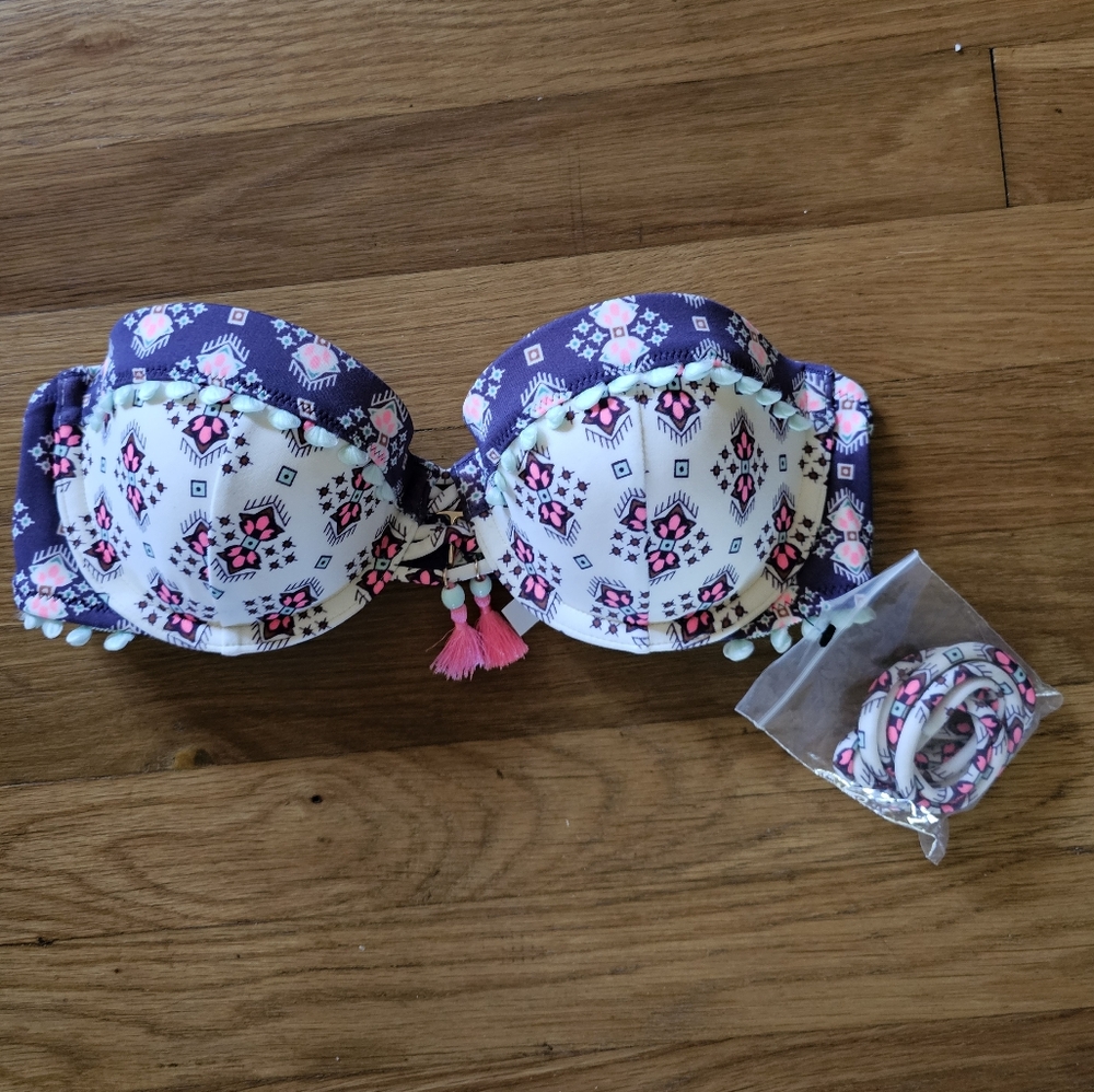 Victoria's Secret Bandeau Tassel Purple Print Bikini Swim Top Bra Size 32C NWOT - Picture 3 of 12